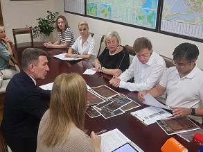 Рабочая встреча специалистов Русского музея с Первым заместителем Губернатора Ростовской области Игорем Гуськовым и директором Таганрогского художественного музея Тамарой Пугач